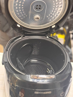 Мультиварка Redmond RMC-М90