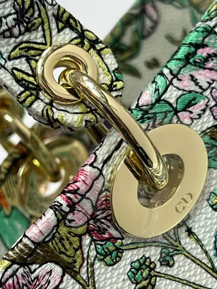Сумка для женщин Dior Lady D-lite, модель среднего формата белый