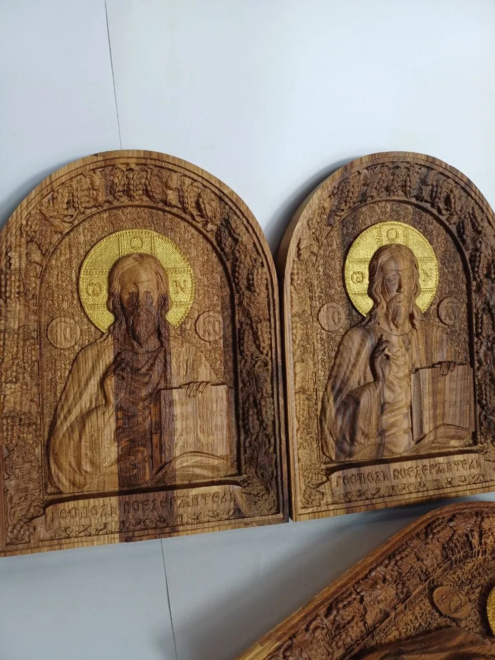 Освященная Икона «Господь Вседержитель» из дуба 25.5х19 см