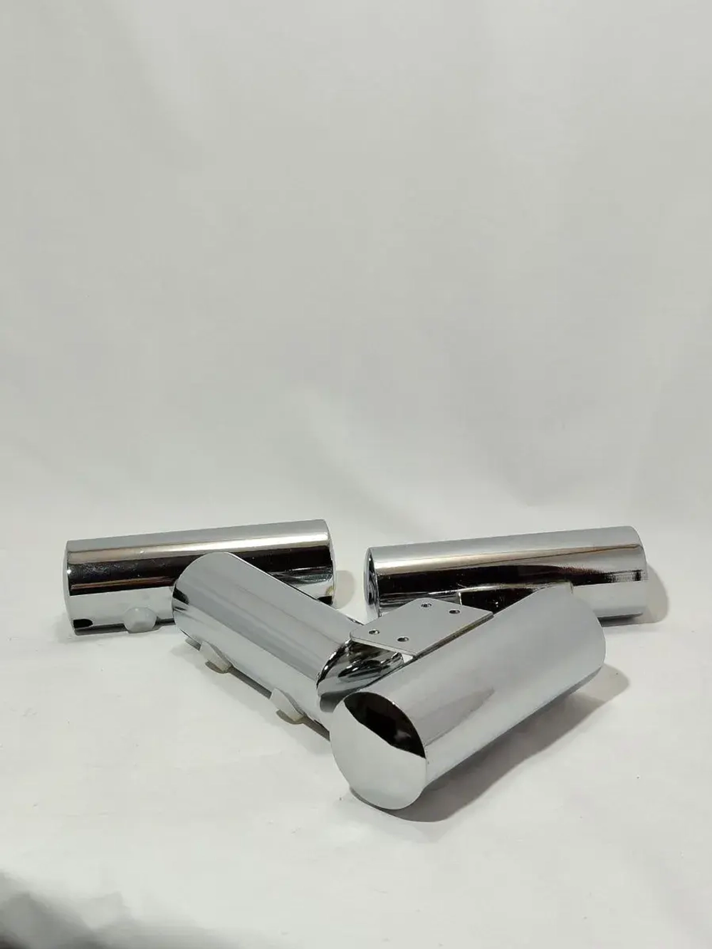 Мебельные ножки металлические под диван кресло тумбу комод