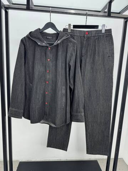 Джинсовый костюм Kiton