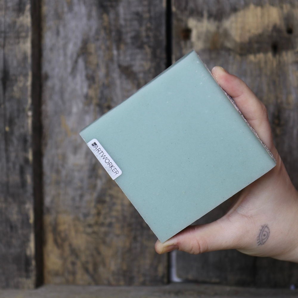 Смальта светло - зеленого цвета в кирпичиках купить с доставкой по всей России.