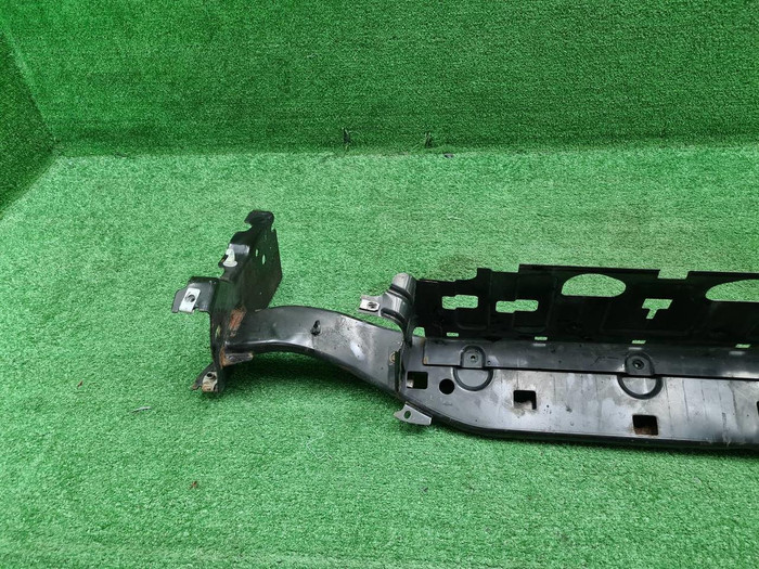 Поперечина кузова задняя Mercedes X W470 (2017-2020)