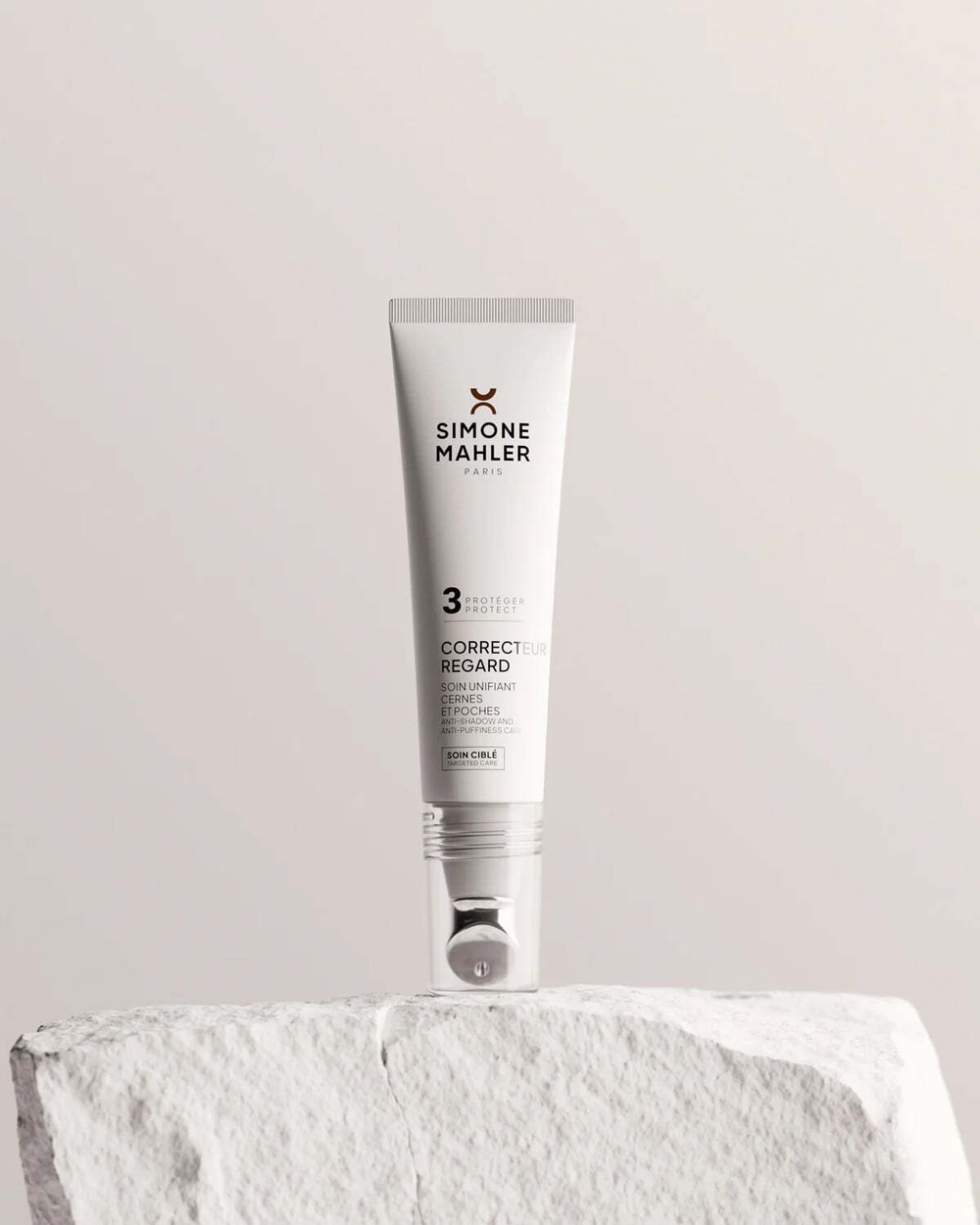 Крем-корректор от темных кругов и отеков в зоне вокруг глаз | ANTI-SHADOW AND ANTI-PUFFINESS CARE, 15 мл