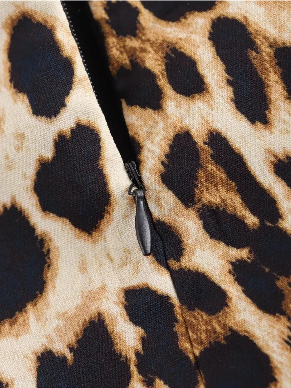 Платье мини леопардовое