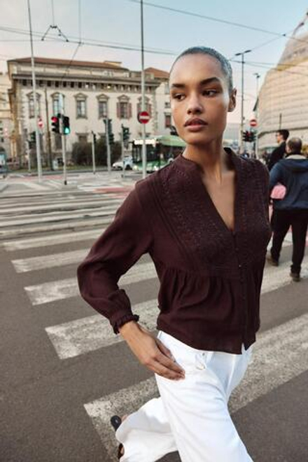 ZARA БЛУЗА С ВЫШИВКОЙ, КОРИЧНЕВЫЙ