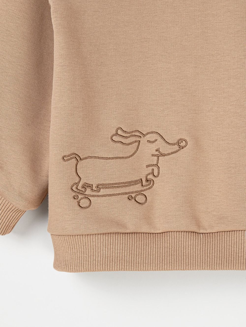 Свитшот "Песок" с вышивкой утепленный без начеса