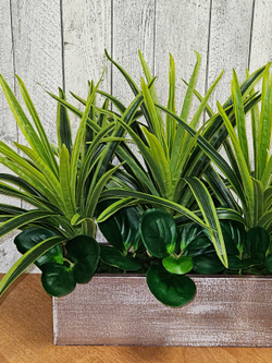 Искусственная Драцена 45см в деревянном кашпо
