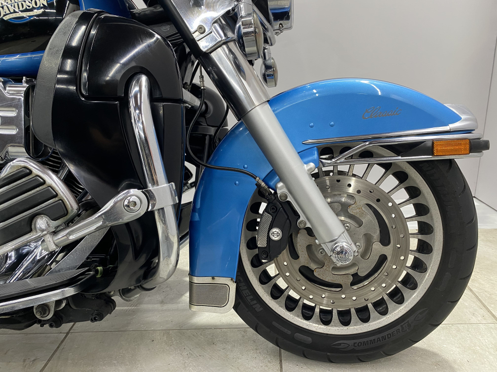 Harley-Davidson Electra Glide FLHTC1580 , 2011