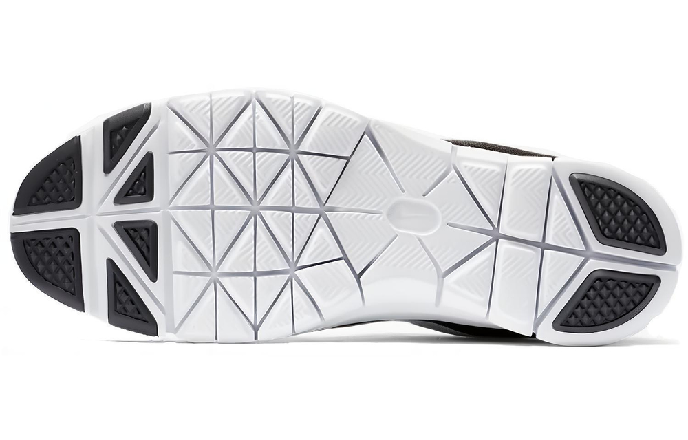 Кроссовки Nike Flex Essential Tr (Женская размерная сетка)