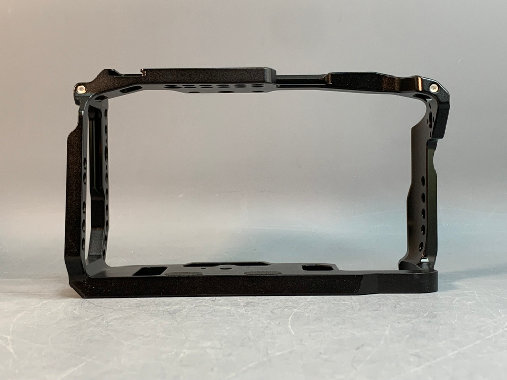 SmallRig 2203B для камер Blackmagic Design Pocket Cinema Camera 4K и 6K.