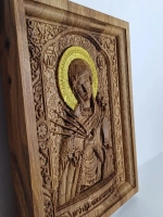Освященная Икона Семистрельной Богородицы резная из дуба