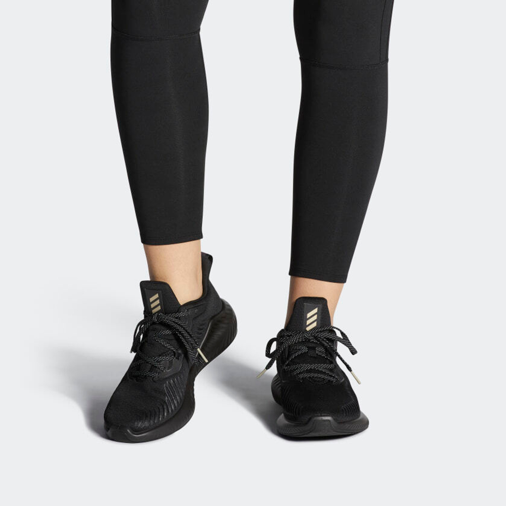 Кроссовки Adidas Alphabounce