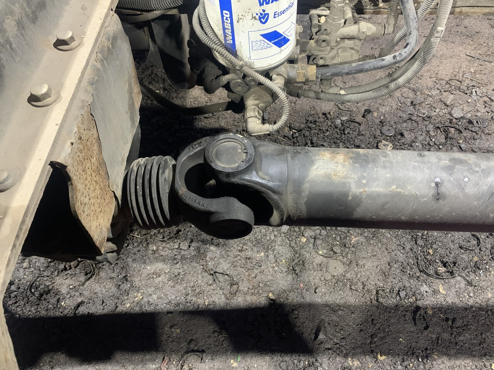 Вал карданный