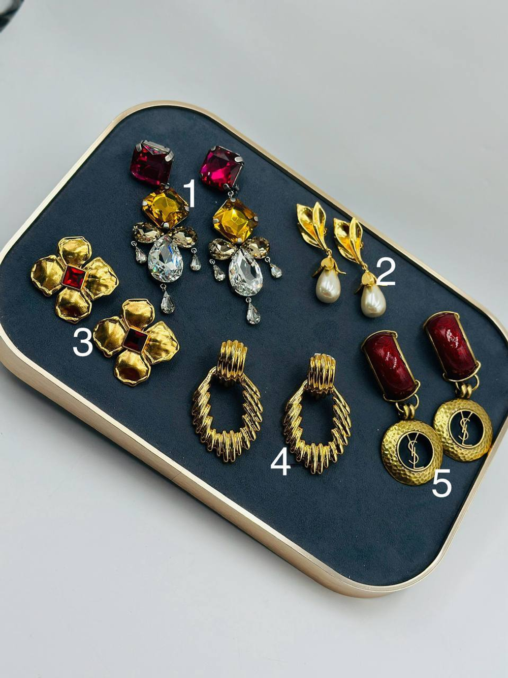 Серьги Yves Saint Laurent