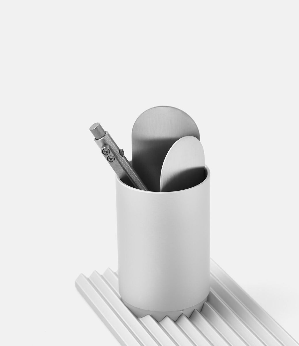Antou W Stationery Holder Silver — настольный органайзер