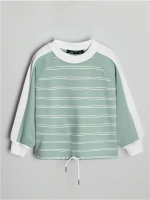 Зеленый свитшот для девочки в школу