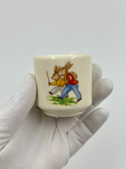 Подставка для яйца Royal Doulton Bunnykins