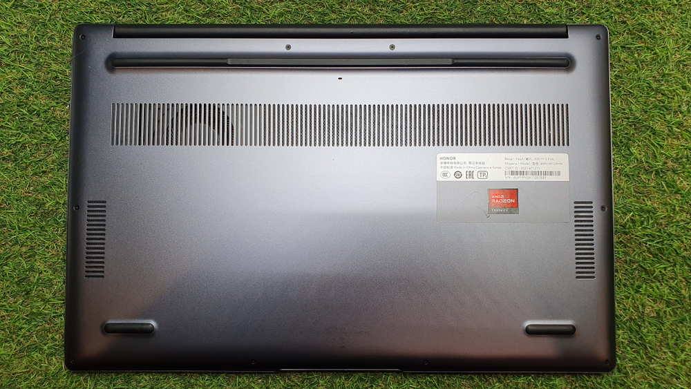 Ноутбук Honor Ryzen 5 /16Gb/FHD/MagicBook 15 BMH-WFQ9HN 53011WHD/Windows 10
