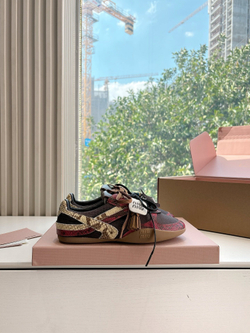 Miu Miu Sneakers