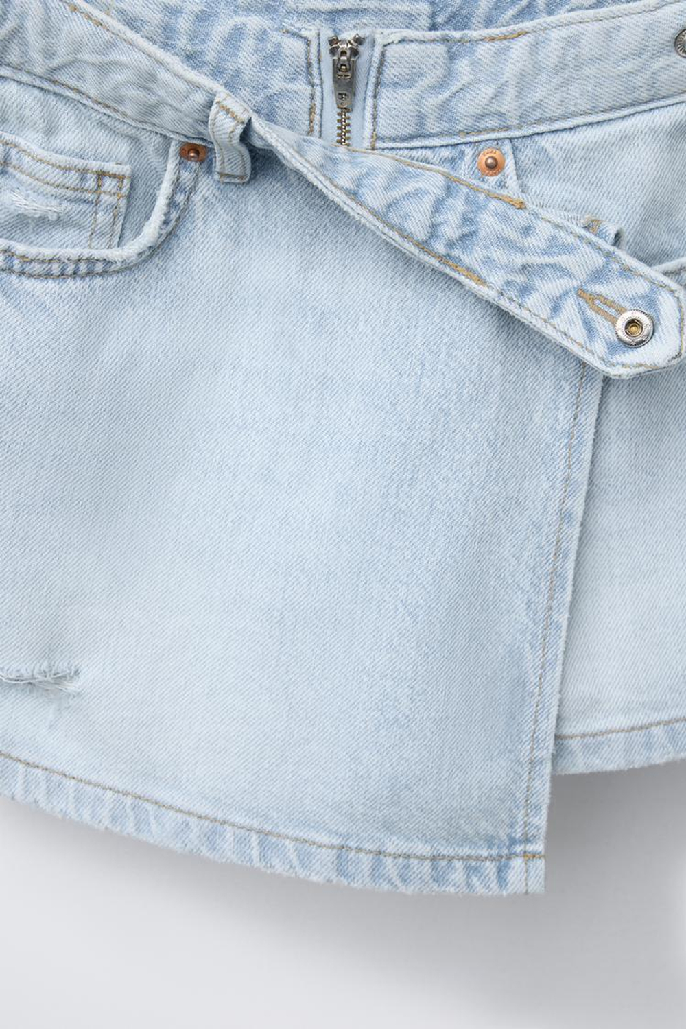 ZARA ДЖИНСОВАЯ ЮБКА-ШОРТЫ, ГОЛУБОЙ