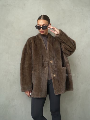 Шоколадная шуба с поясом