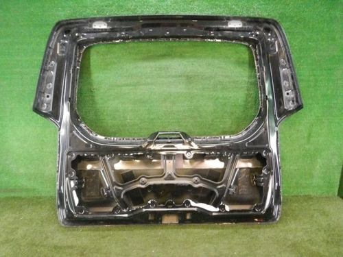 Крышка багажника Mercedes V W447 (2014-н.в.)