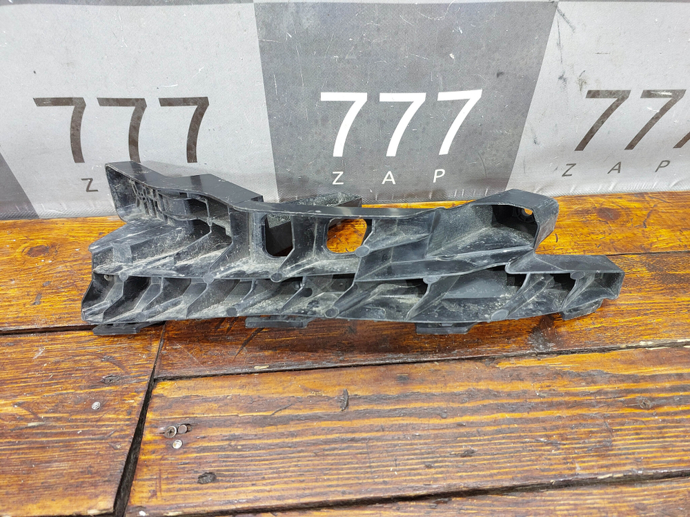 Кронштейн фары правый Haval F7 1 19-24 Б/У Оригинал 4121306XKQ00A