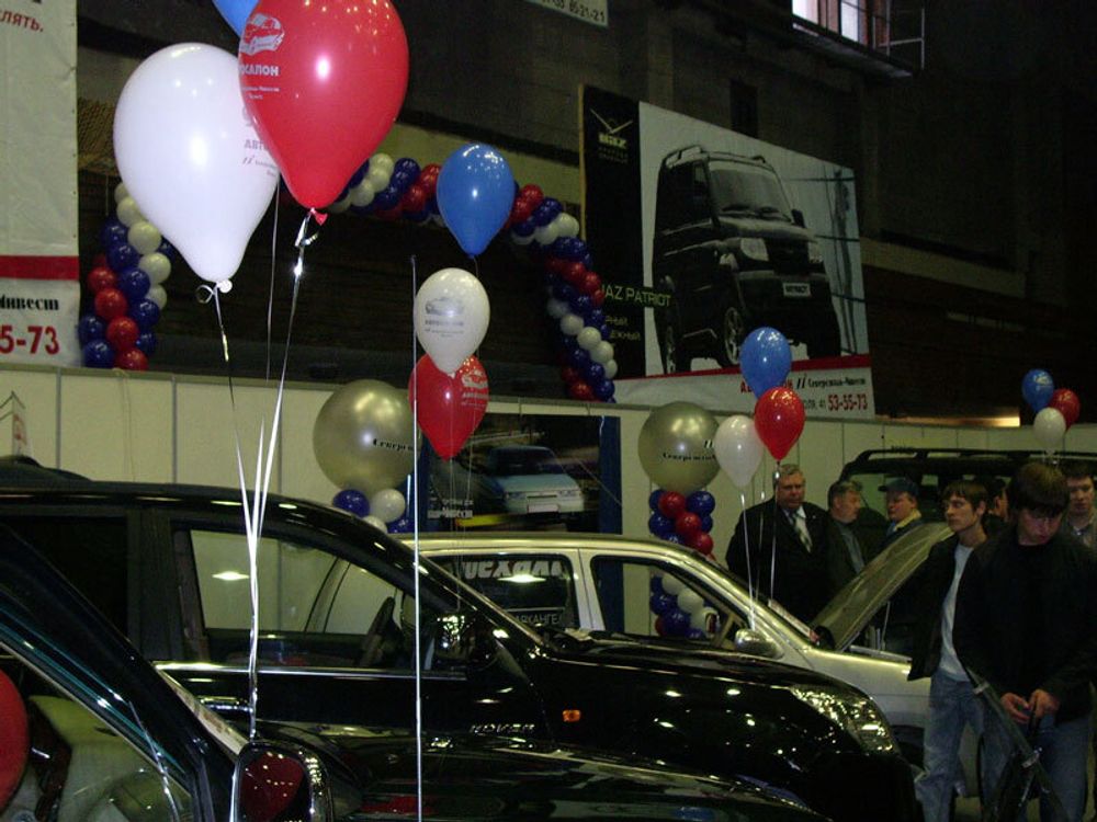 Оформление воздушными шарами презентаций и выставок