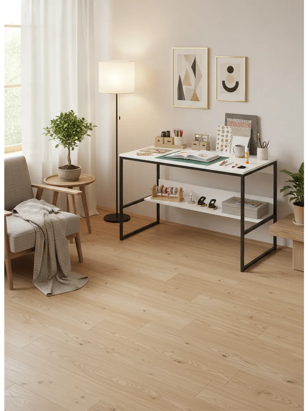 Стол письменный SKOLA