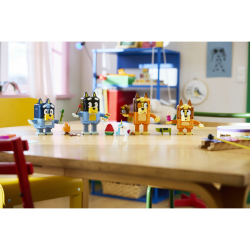 Конструктор LEGO Bluey 11217 Семья Блюи из кубиков — фото 11
