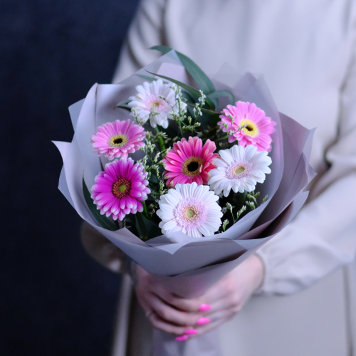 Купить Нежный букет из мини гербер #481