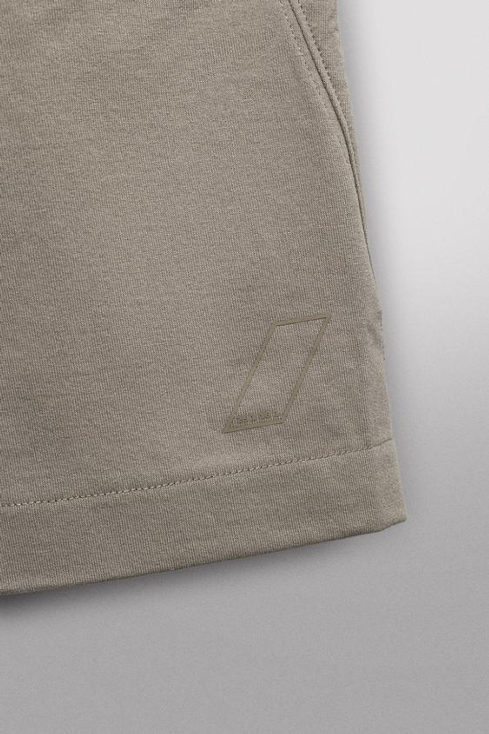 ZARA СПОРТИВНЫЕ ШОРТЫ ИЗ СМЕСОВОГО ХЛОПКА 9", КАМЕННО-СЕРЫЙ