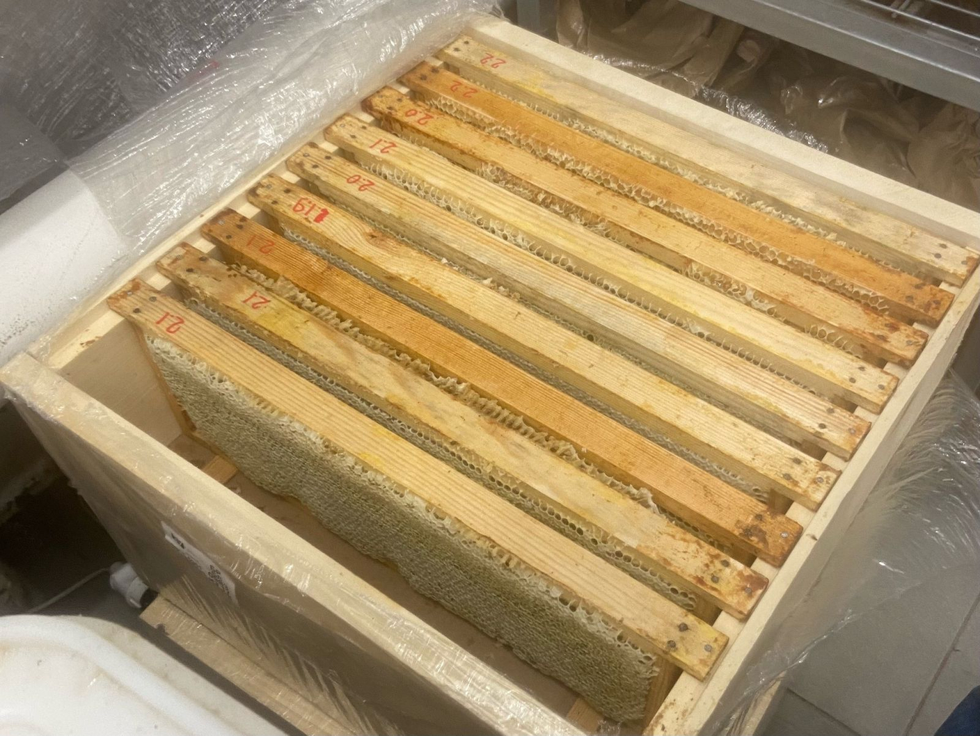 Мед - красиво