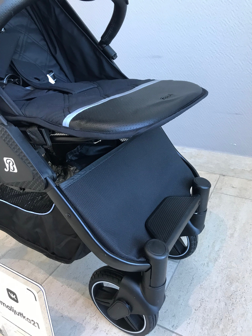 Коляска прогулочная Babalo 2024 черный текстиль на черной раме