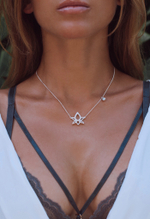 Колье «Лотос» с голубым топазом