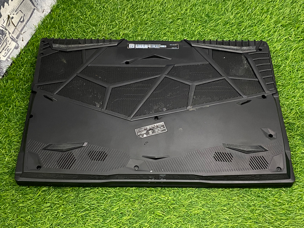 Игровой MSI 15' i5 9300H/GTX 1660Ti 6GB/16GB/512GB/ GL65 9SDK-081RU[9s7-16u512-081]/Windows 10