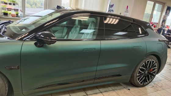 Carbins Color PPF Venom Green MF 12 зеленая сатин матовая цветная полиуретановая защитная антигравийная пленка
