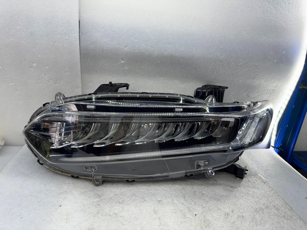 Блок фары LED оригинал Honda Accord 10 поколение