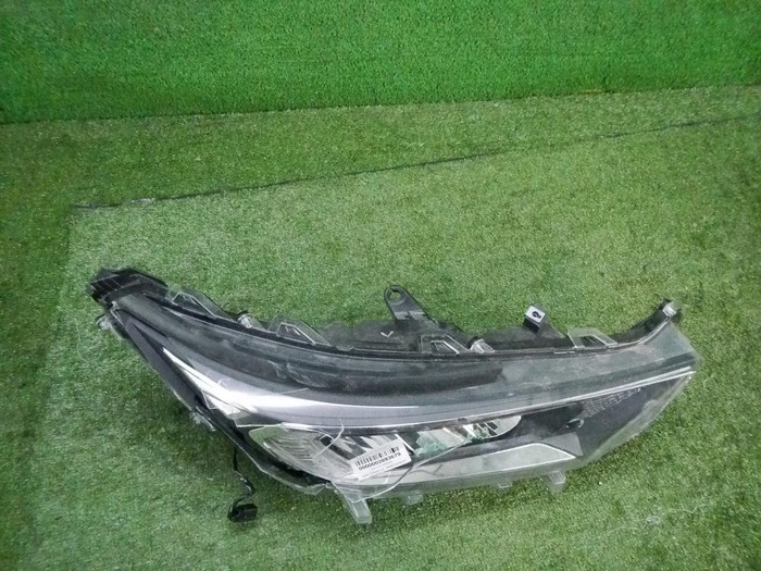 Битая Фара правая Toyota RAV4 5 XA50 (2018-н.в.) LED