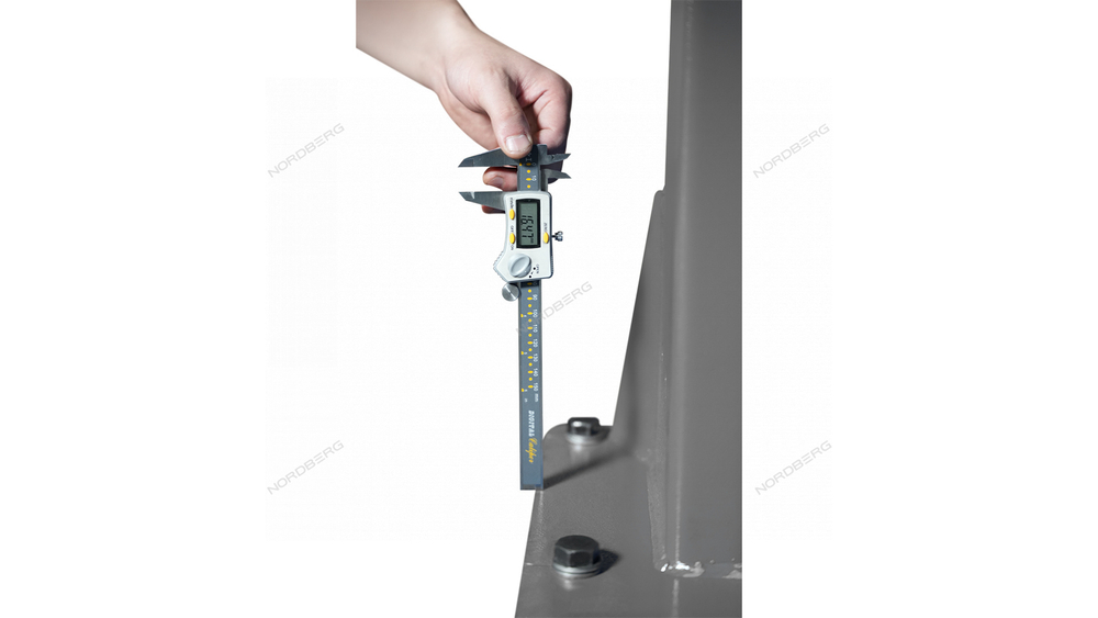 Подъемник двухстоечный 4 т, верхняя синхронизация, H=3,6 м, 220 В, серый NORDBERG N4120H-4G_3+2_220