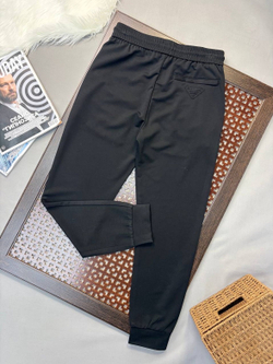 Спортивные штаны Prada