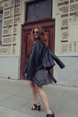 Косуха черная medium мягкая кожа