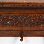 Резная настенная вешалка из массива дерева