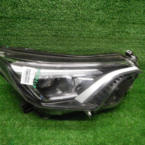 Фара правая Toyota RAV4 4 CA40 (2015-2019) LED