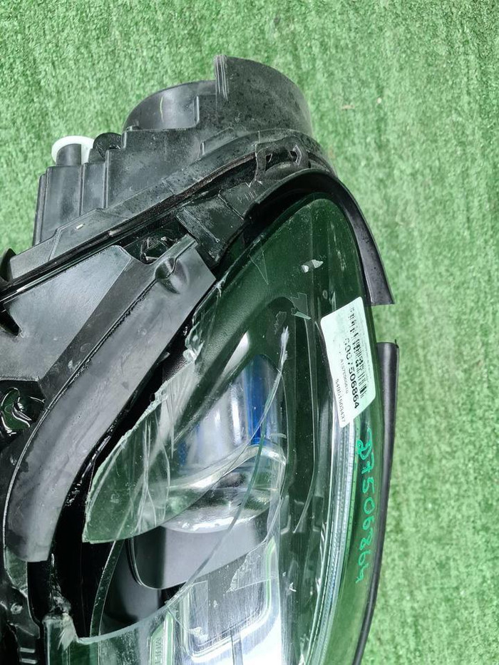 Фара правая Mercedes GLS x167 19-24 Multibeam LED