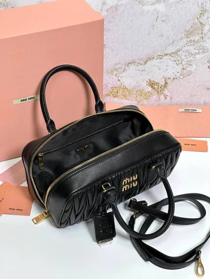 Сумка MIU MIU Arcadie matelassé из кожи наппа, черный