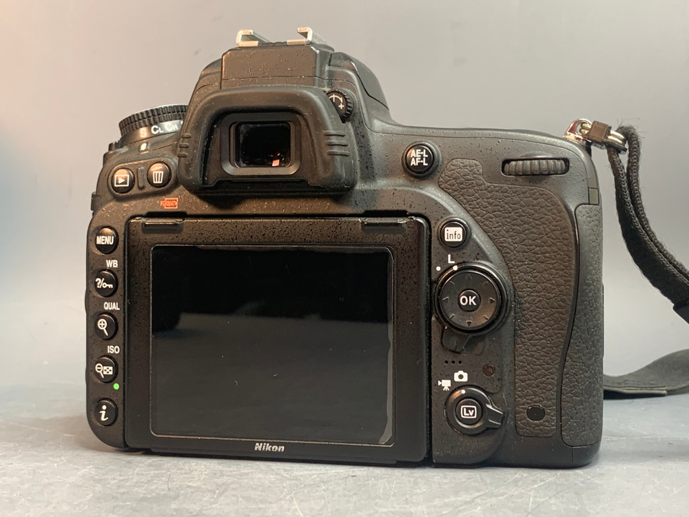 Nikon D750 39500 кадров