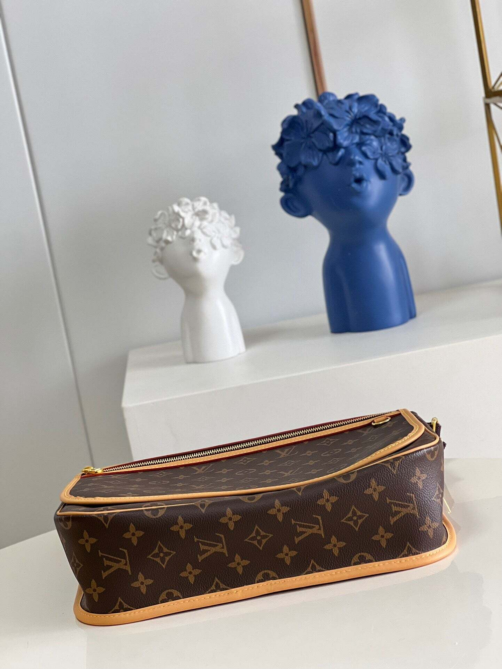 Louis Vuitton Messenger Bosphore GM
