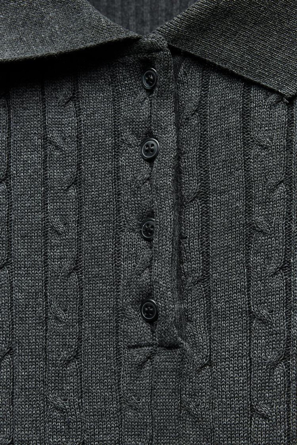 ZARA ТОП ПОЛО С УЗОРОМ «КОСЫ», АНТРАЦИТОВО-СЕРЫЙ